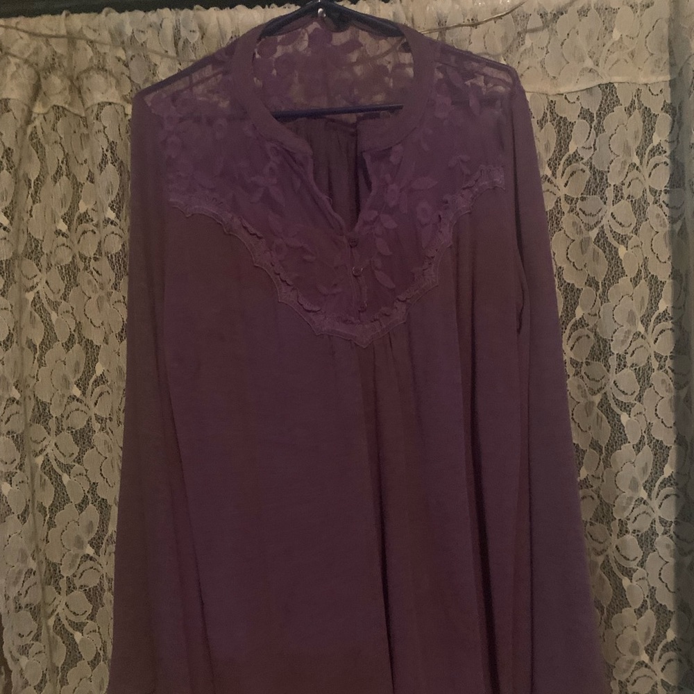 Purple blouse with lace detaill on collar /chest area size XL